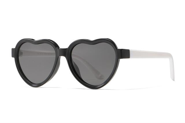 Heart Polarized Childrens sunglasses designer kids Shades UV400 for Girls Rubber Black/White Arm/Smoke Lens unbranded pl3014a4_dba4b85b-2f04-430b-8483-9185dc6c486d
