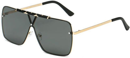 Men's Modern Flat Top Large Shield Pilot Sunglasses with Brow Bar Gold Black Smoke Lens Manhattan 8mh88050-2